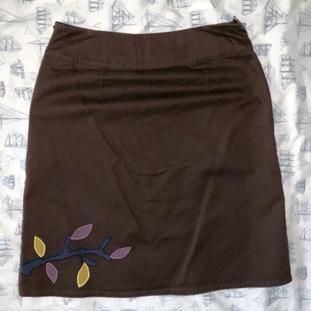 BODEN Skirt w/Birds, Side zip - Picture 3 of 11